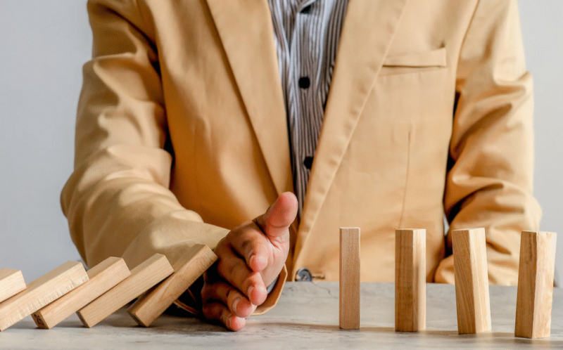 Coaching de criză – sau cum faci față presiunilor, treci rapid prin tranziții și îți crești reziliența ție și echipei tale